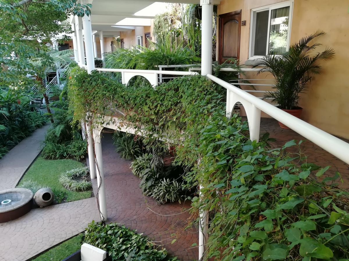Hotel Ciudad Vieja Guatemala-Stad Buitenkant foto