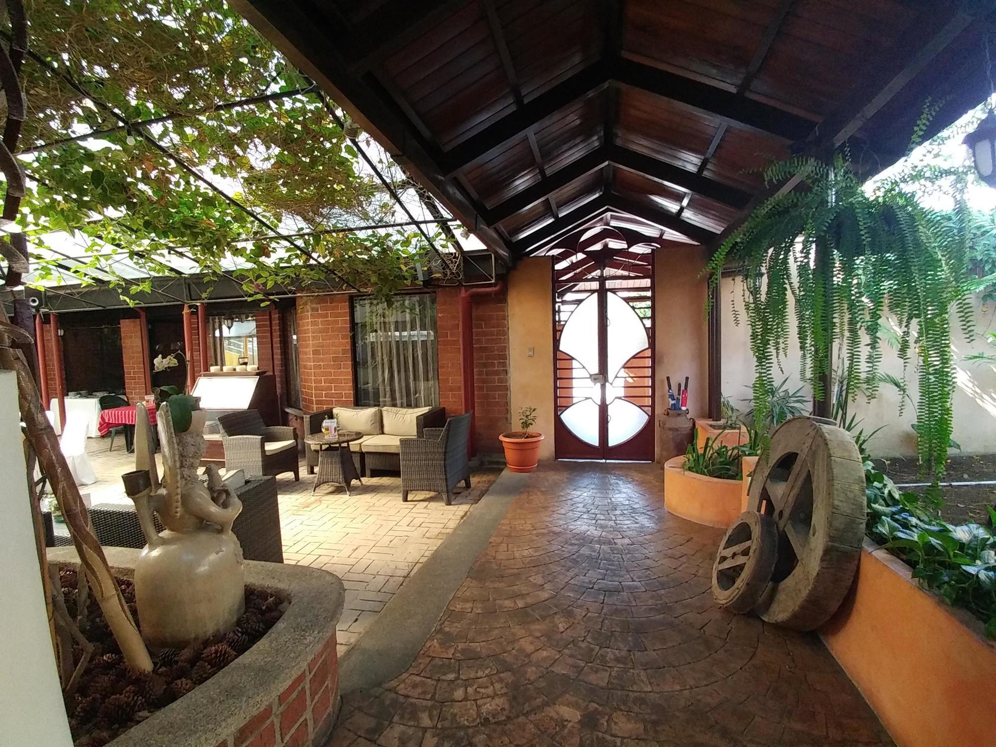Hotel Ciudad Vieja Guatemala-Stad Buitenkant foto