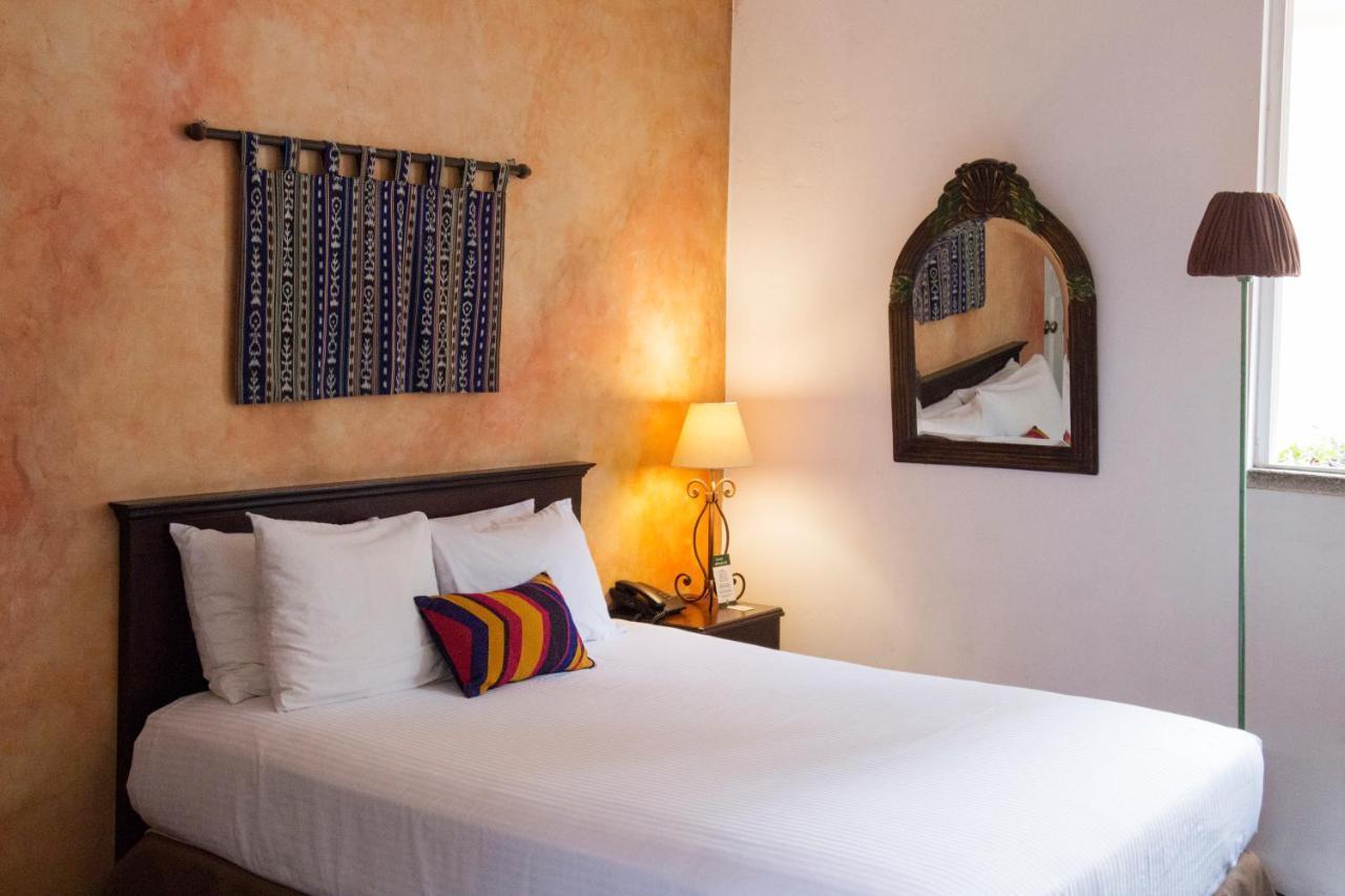 Hotel Ciudad Vieja Guatemala-Stad Buitenkant foto
