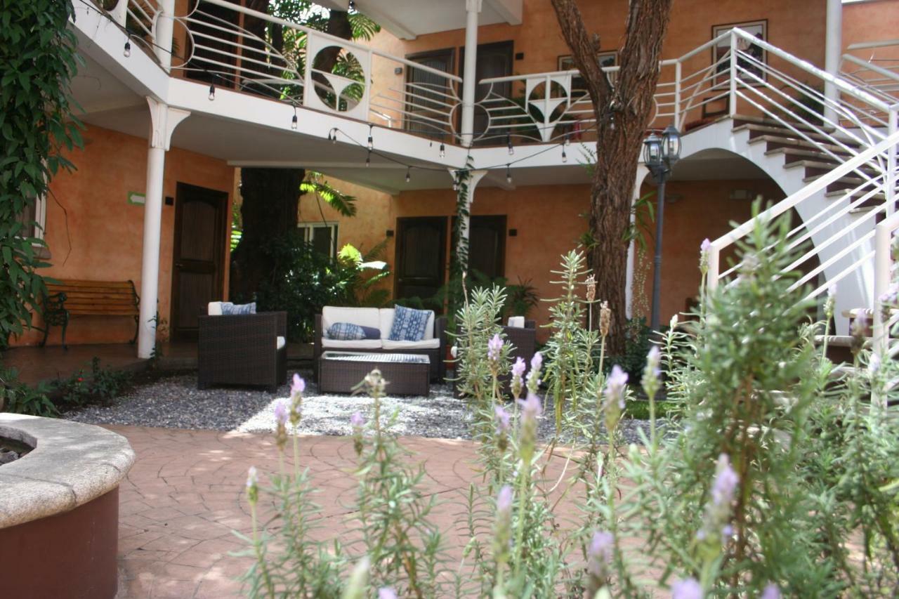 Hotel Ciudad Vieja Guatemala-Stad Buitenkant foto